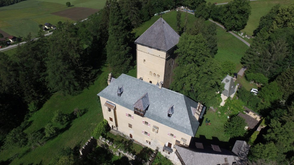 Burg Groppenstein_Luftaufnahme (c) Dr. Schöbel